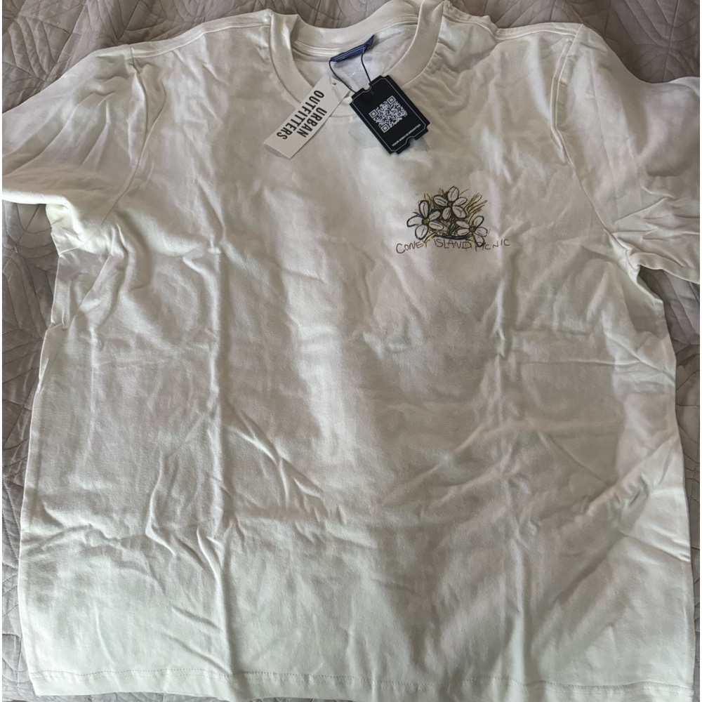 Urban outfitters Coney Island, picnic T-shirt XL new with tags